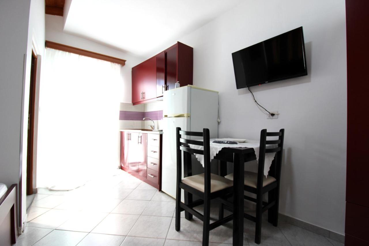 Vila Reni Risi Ksamil Luaran gambar