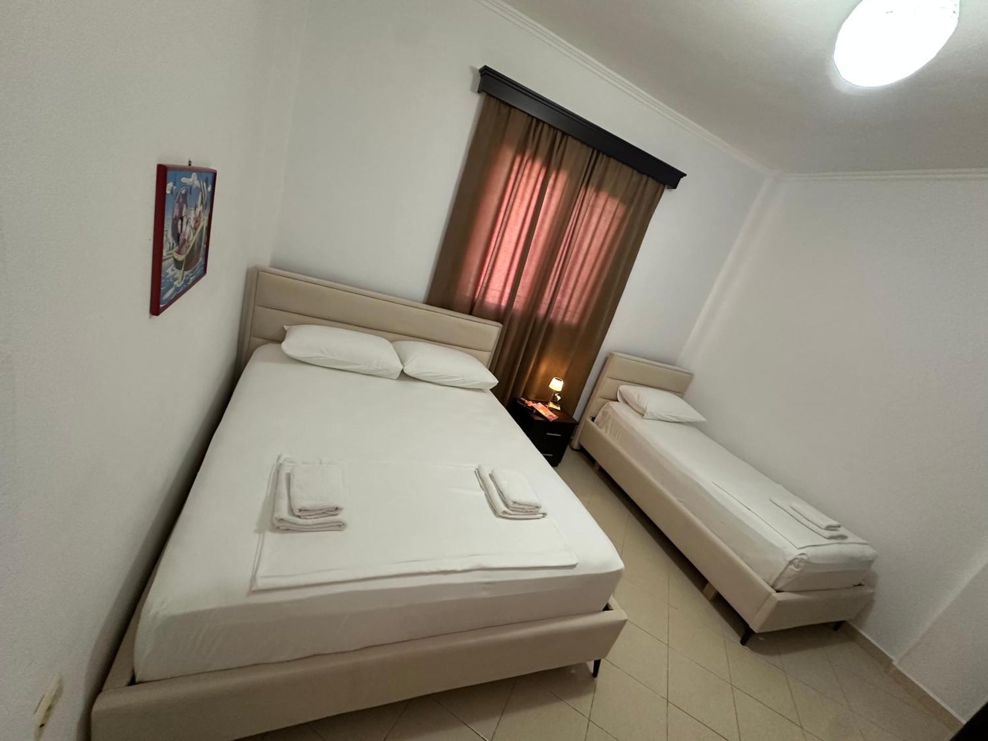 Vila Reni Risi Ksamil Luaran gambar